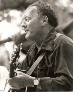 Will-McLean-performing-624x781